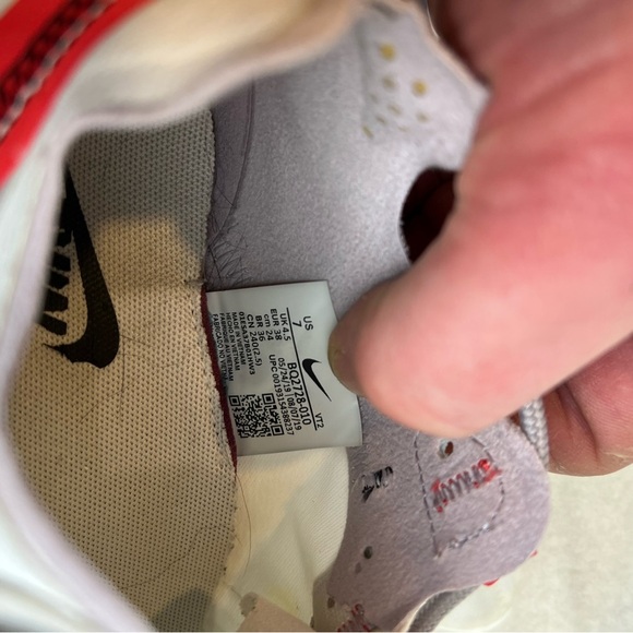 NIKE React Element 55 Womens Running Shoe Red White 7 - Picture 5 of 5